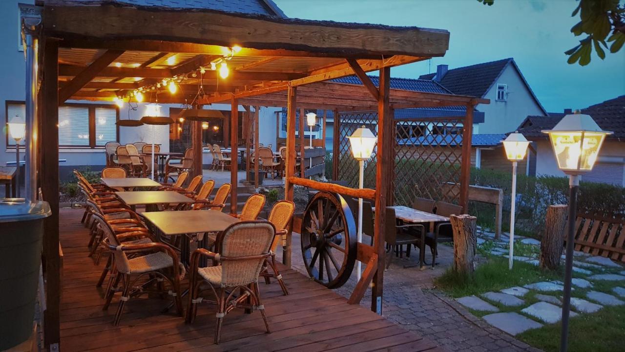 Roastineer Hotel Battenberg  Екстер'єр фото