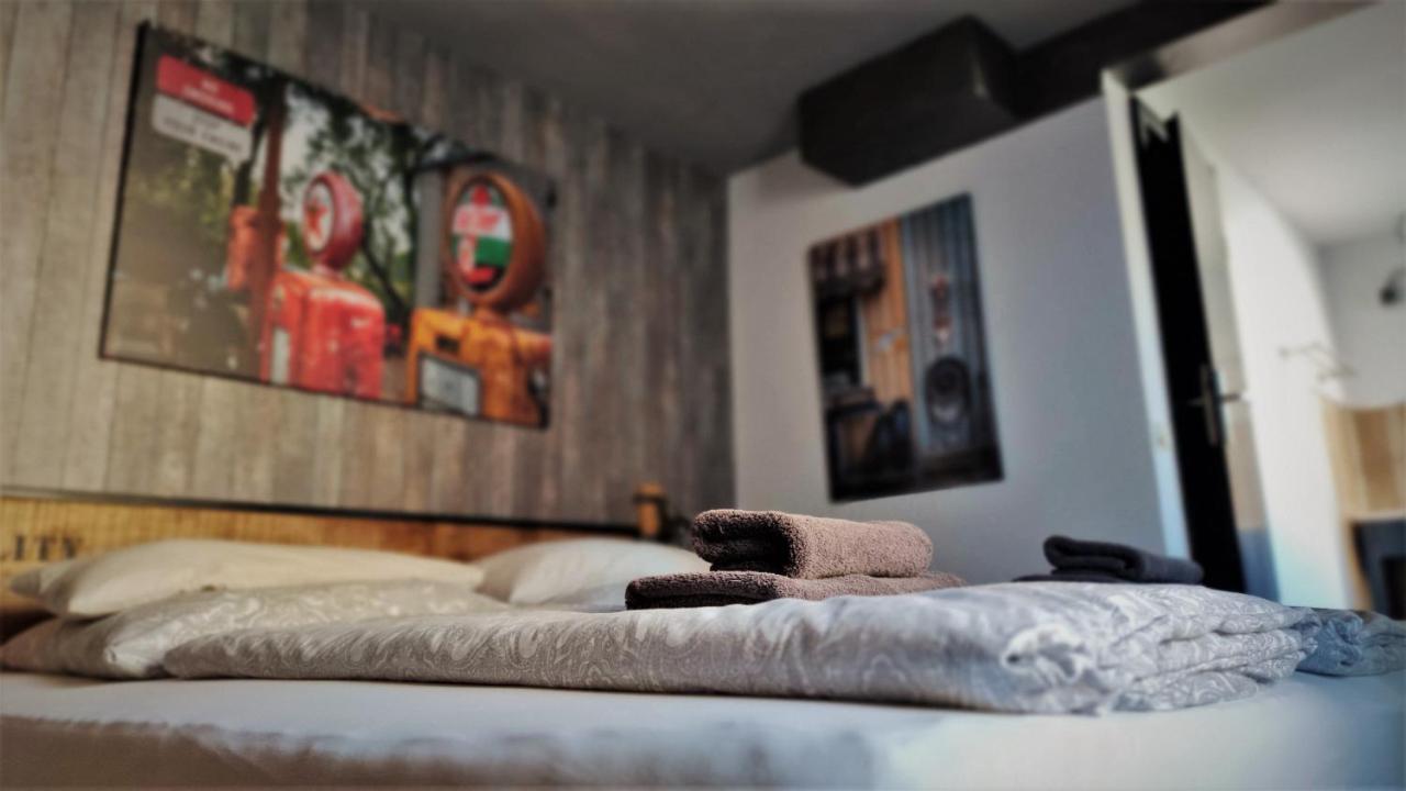 Roastineer Hotel Battenberg  Екстер'єр фото