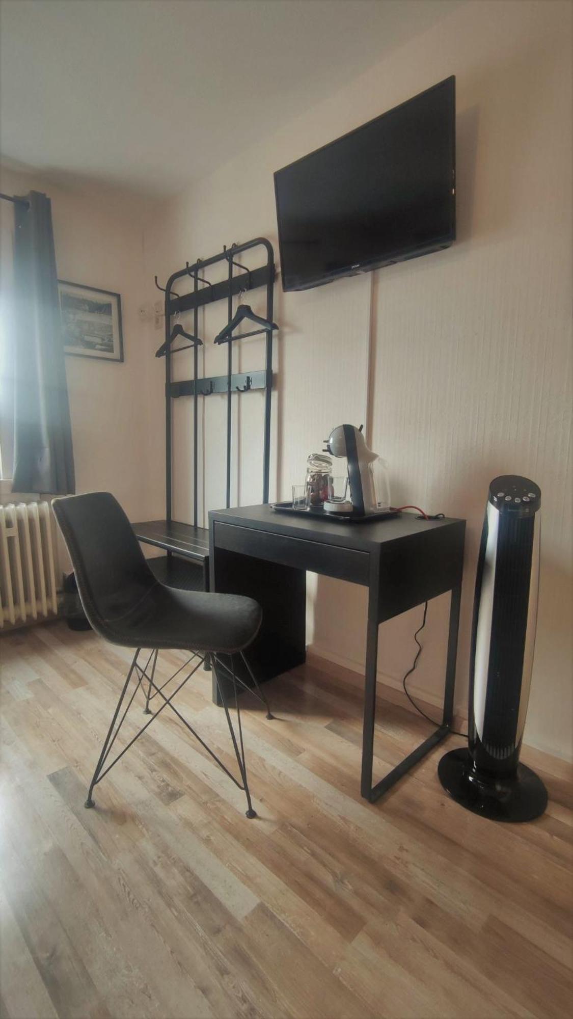 Roastineer Hotel Battenberg  Екстер'єр фото