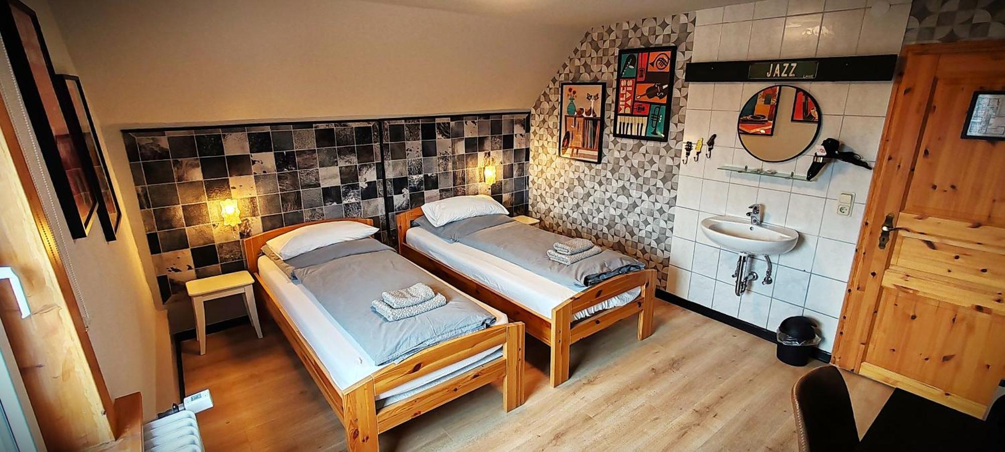 Roastineer Hotel Battenberg  Екстер'єр фото