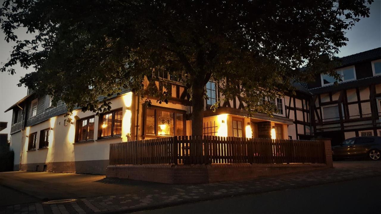 Roastineer Hotel Battenberg  Екстер'єр фото